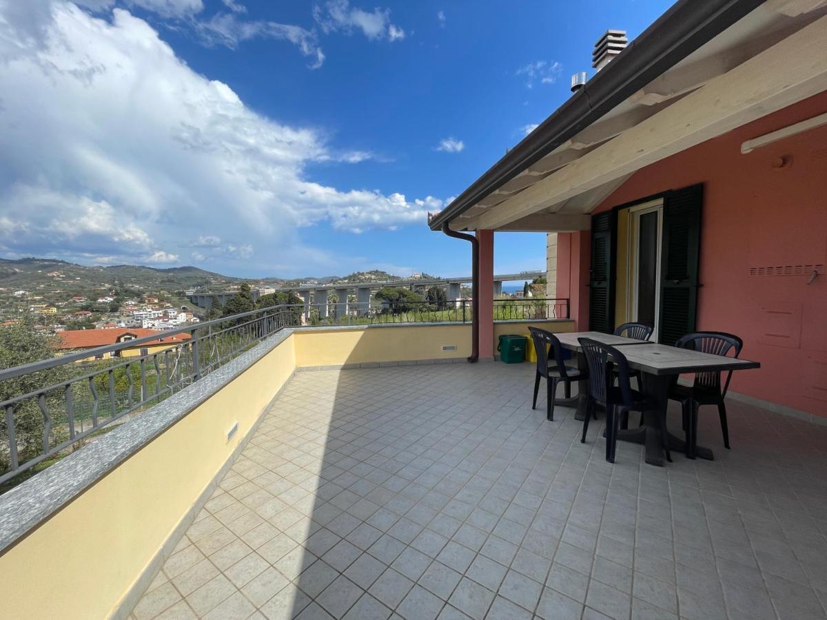 La Quercia Casa Vacanza Imperia Exterior foto