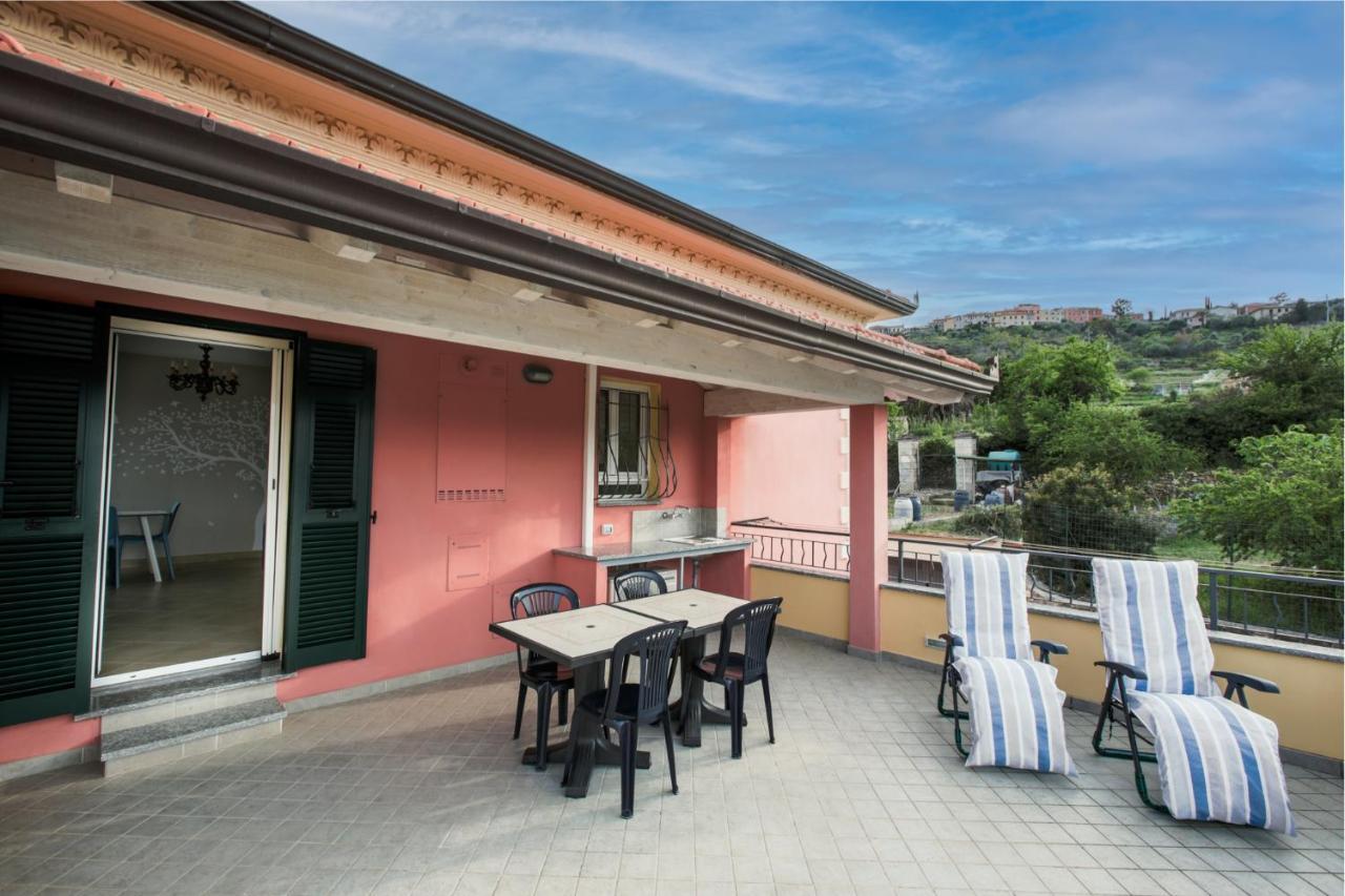 La Quercia Casa Vacanza Imperia Exterior foto