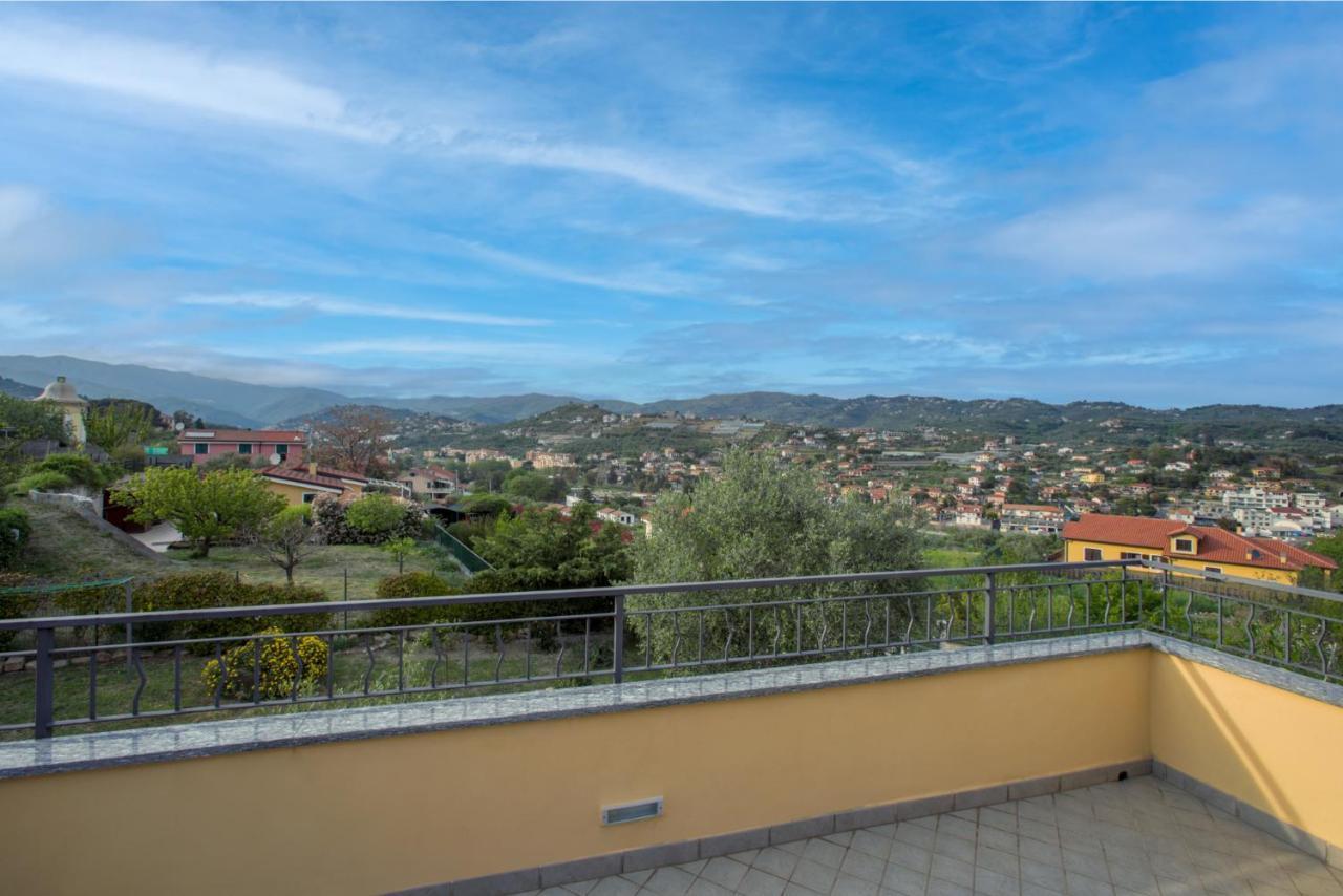 La Quercia Casa Vacanza Imperia Exterior foto